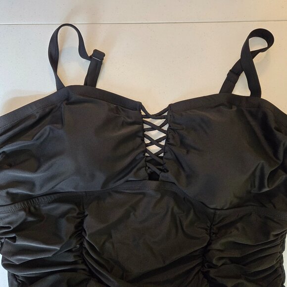 725-34 Torrid Black One-Piece Swimsuit Bathing Suit Size 3X 22/24 - Picture 6 of 12